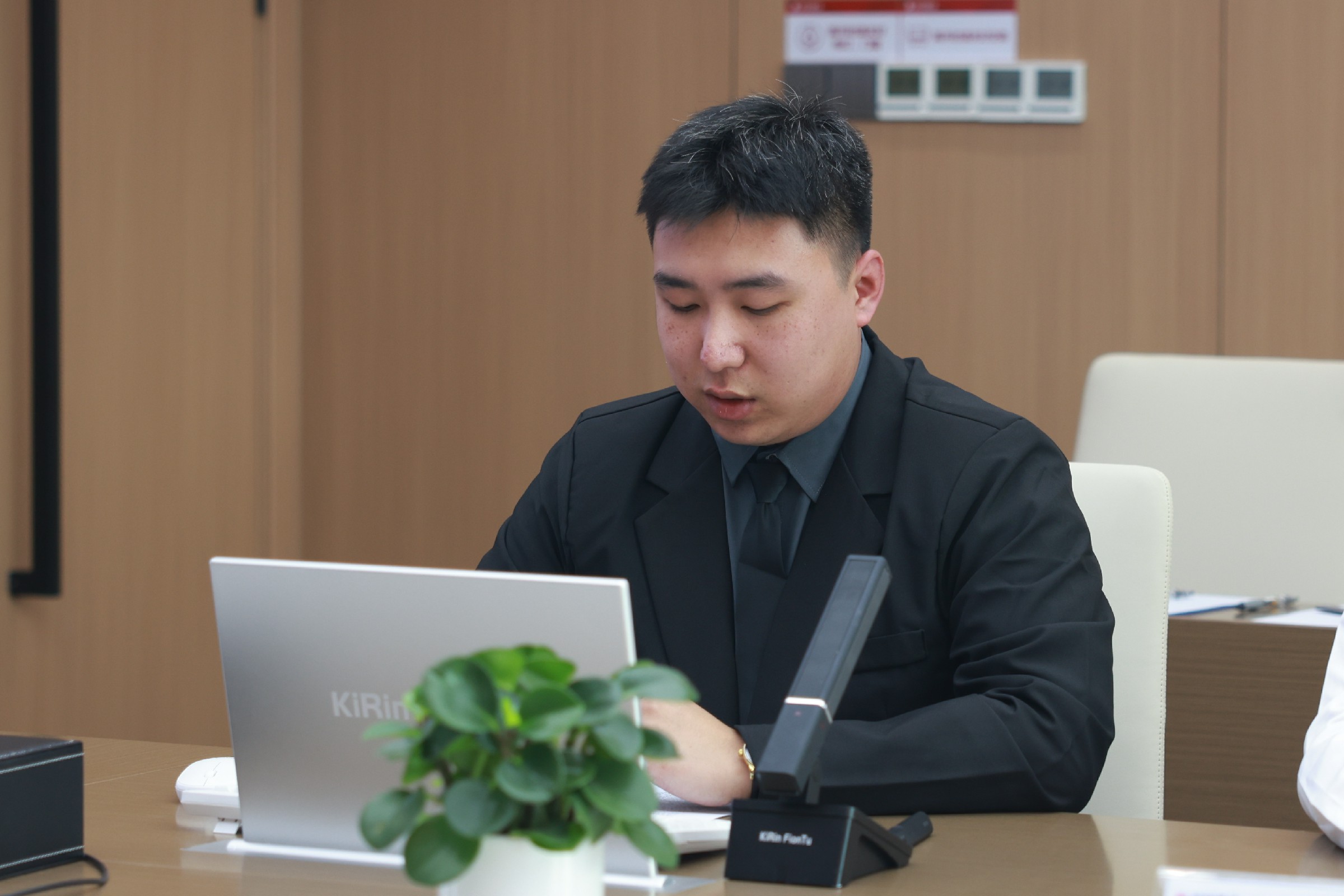 成本管控中心見習(xí)成本管理崗劉濟源.jpg
